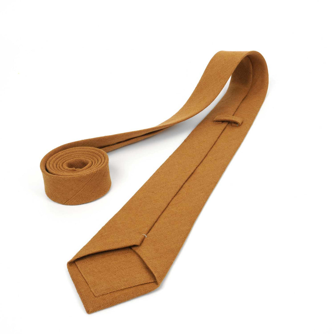 Conjunto de corbata y pañuelo de bolsillo terracota