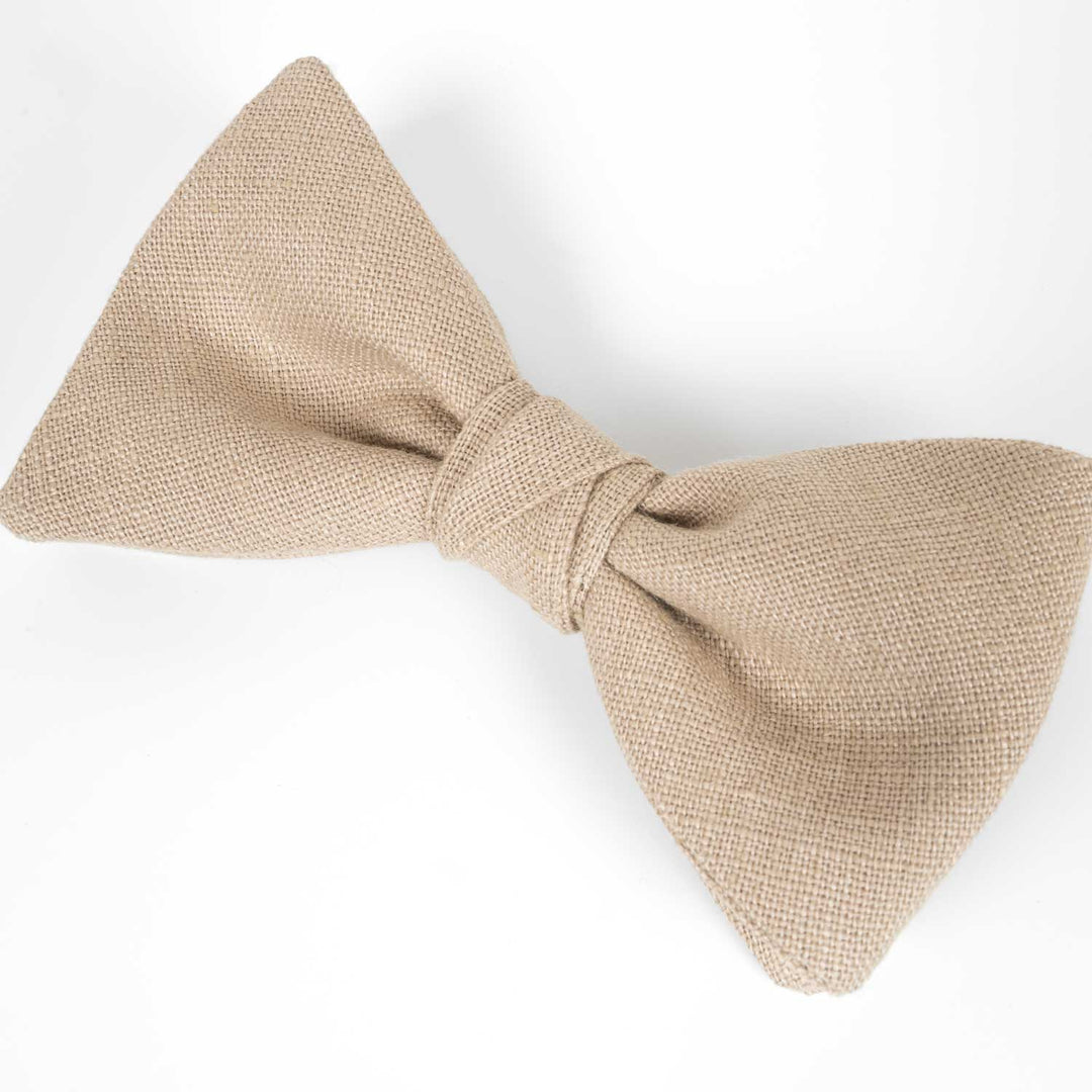 Solid Beige Linen Men's Butterfly Bow Tie | Pre - Tied - Hemmitie