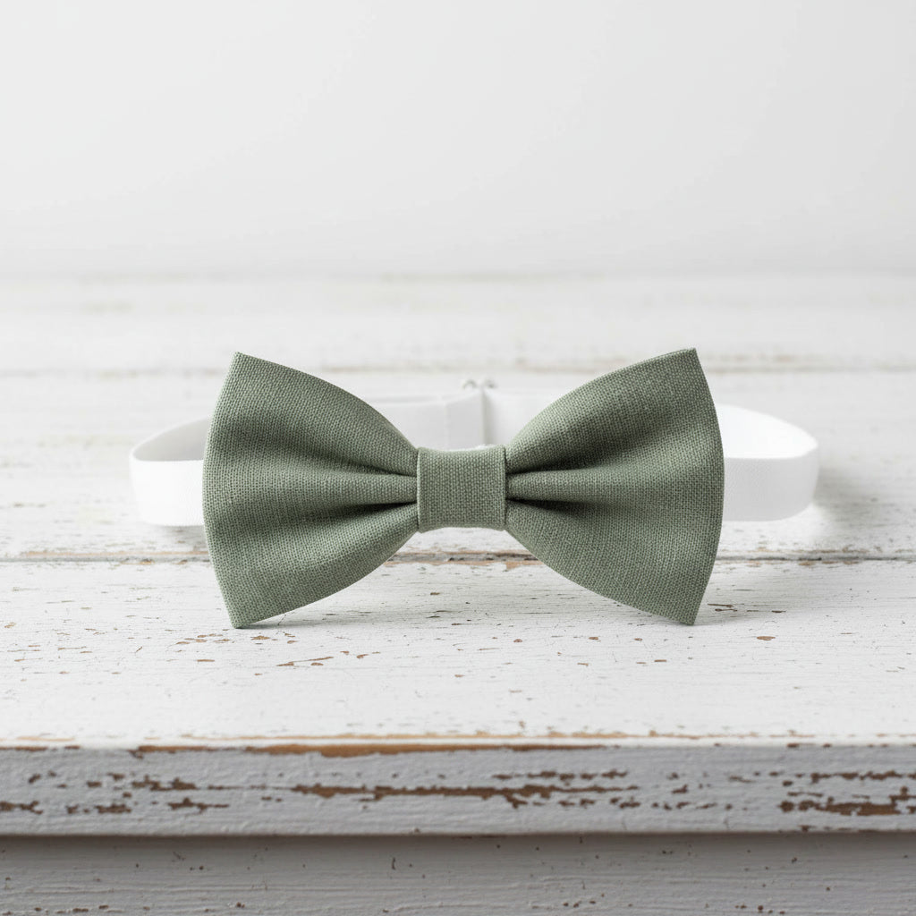 Klassische Fliege aus Salbeigrünem Leinen 