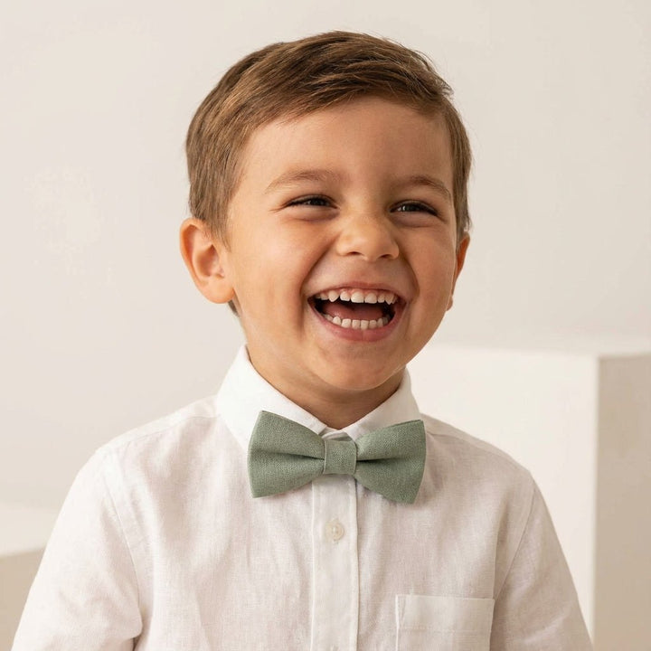 Sage Green Linen Bow Tie – Classic Pre - Tied - Hemmitie